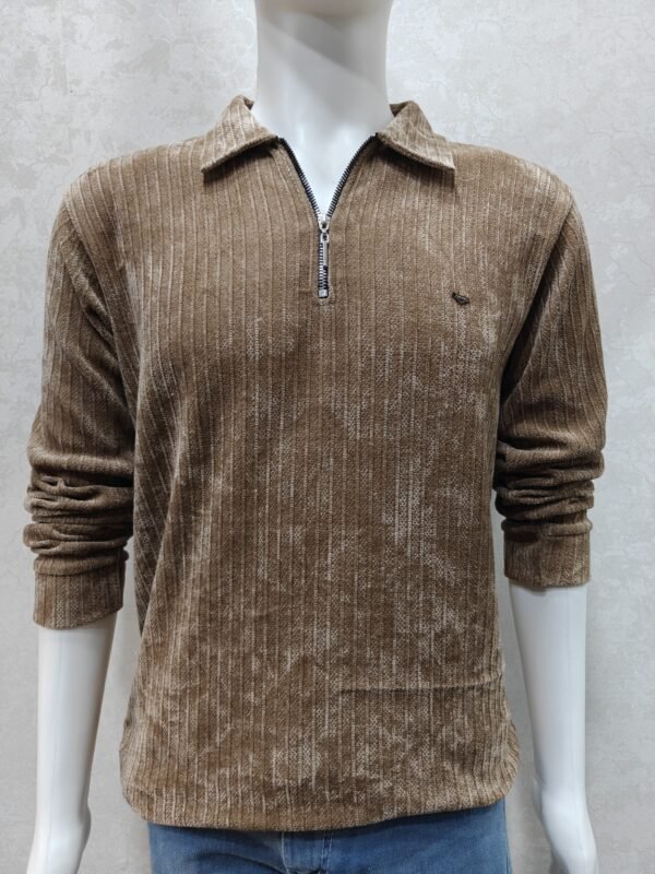 Quarter-Zip Collar Knit Sweatshirt