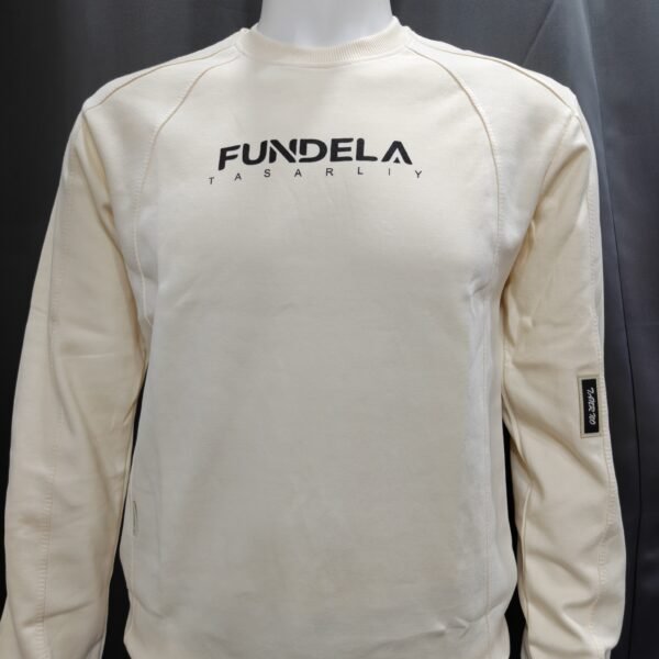 Cream Raglan Crewneck Sweatshirt – Full Sleeve